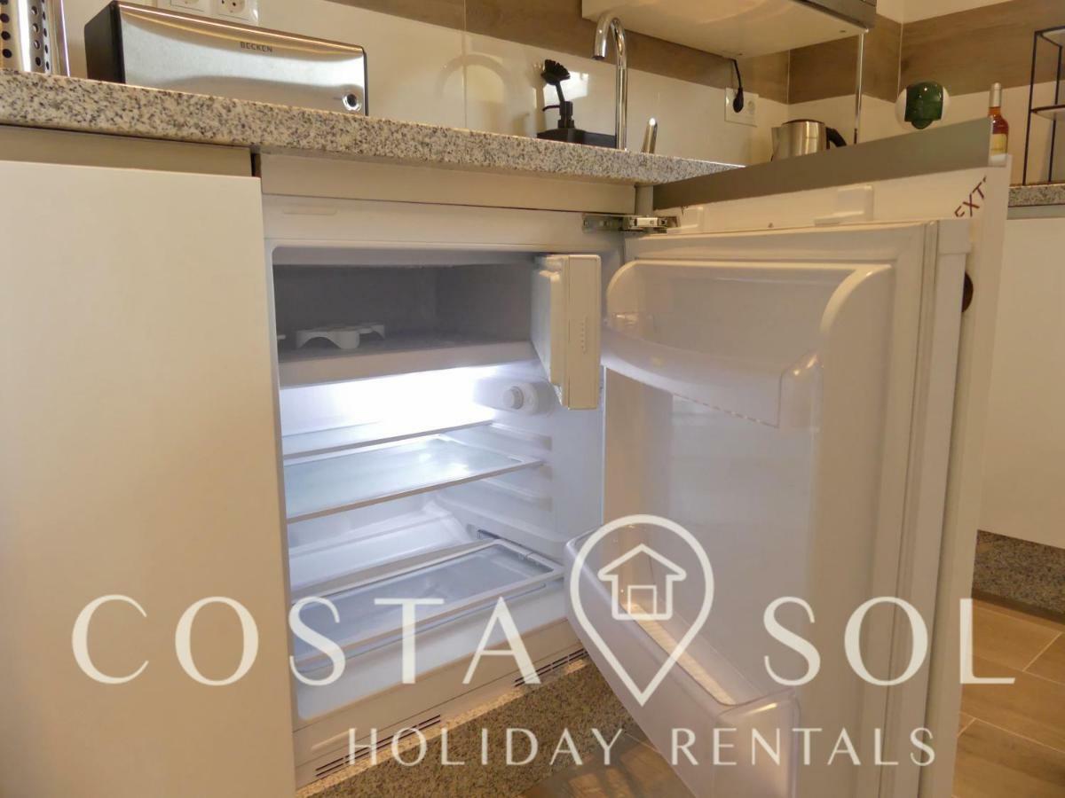 Apartamento Vacacional A 1 Minuto De La Playa - Carihuela Torremolinos Kültér fotó