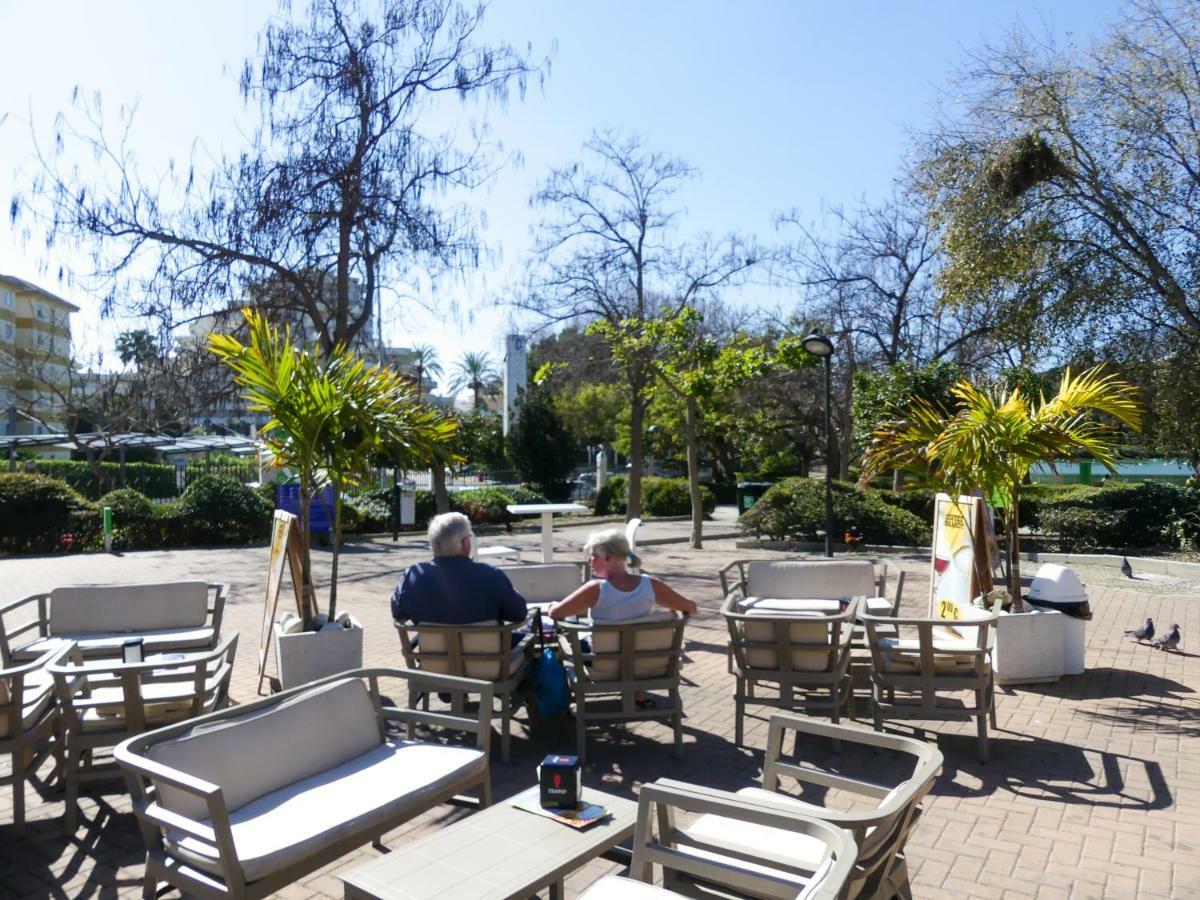 Apartamento Vacacional A 1 Minuto De La Playa - Carihuela Torremolinos Kültér fotó